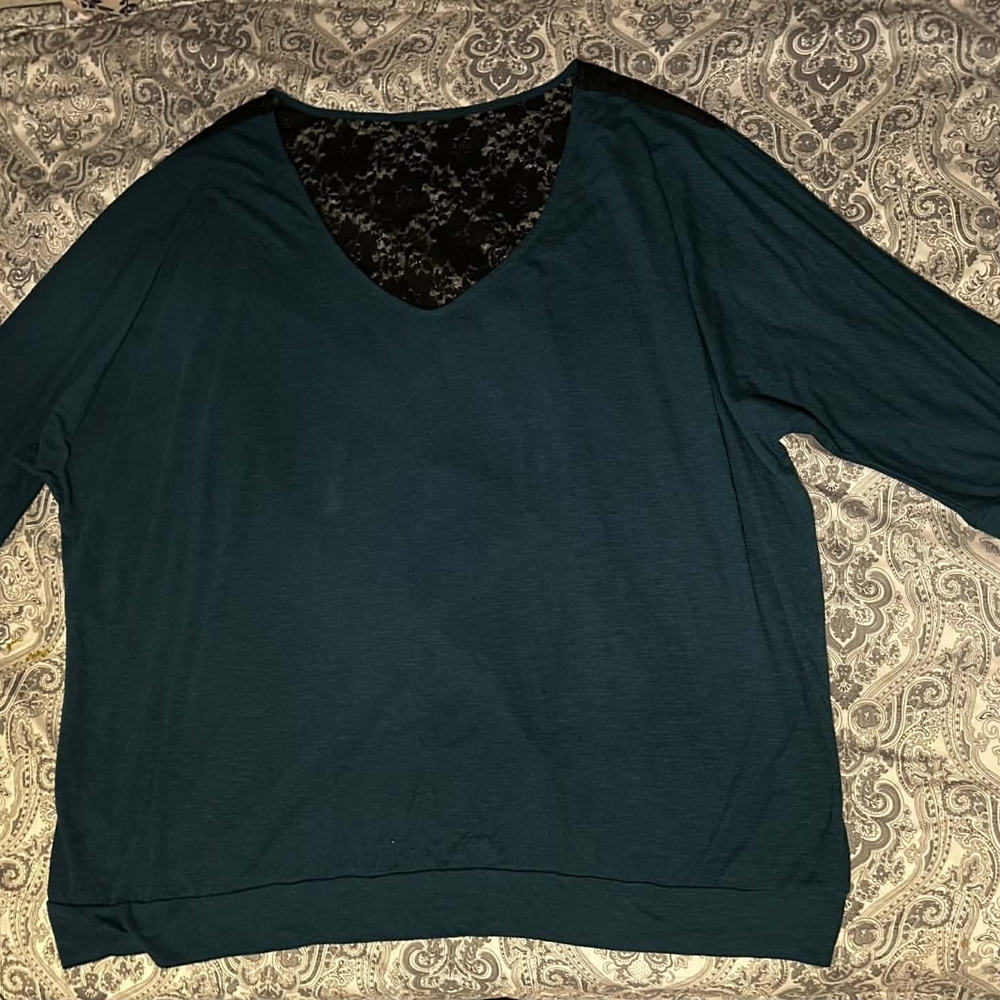 Teal V-Neck Long Sleeve Top
